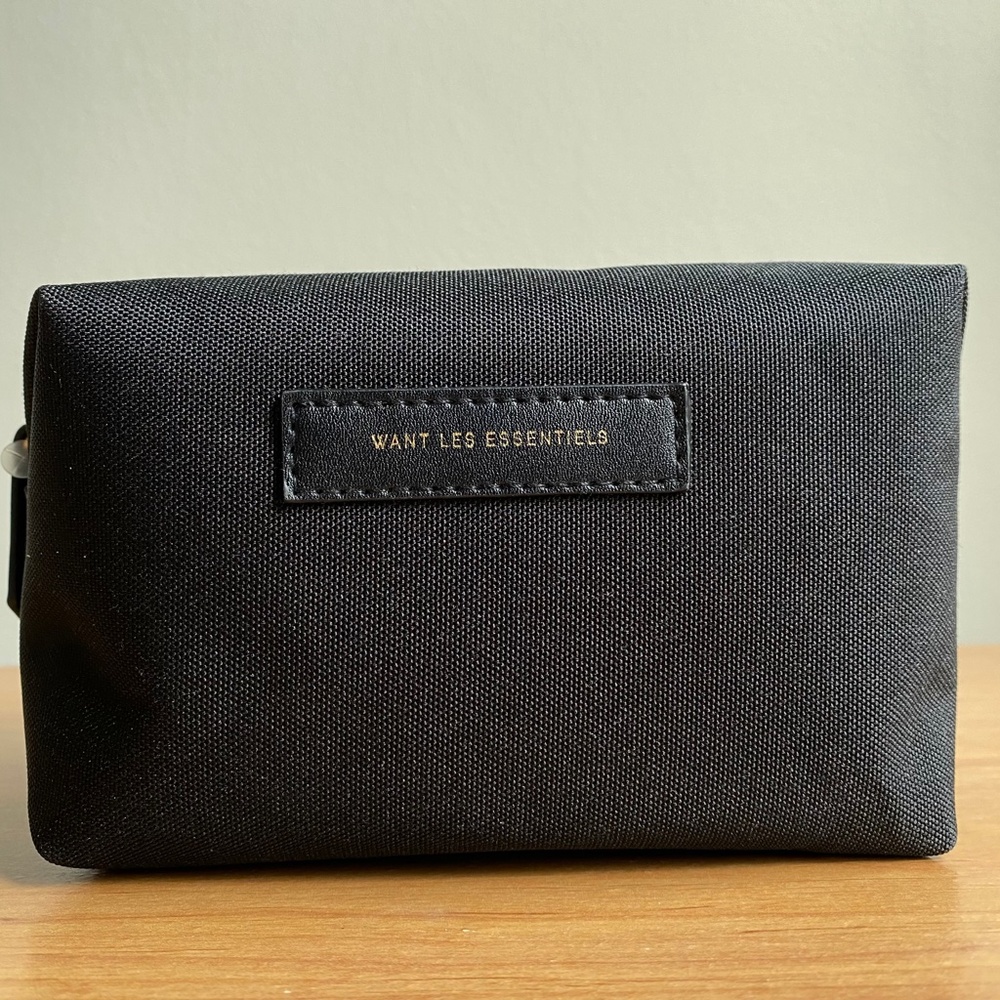 NWOT WANT LES ESSENTIELS Black Canvas Travel Bag Pouch